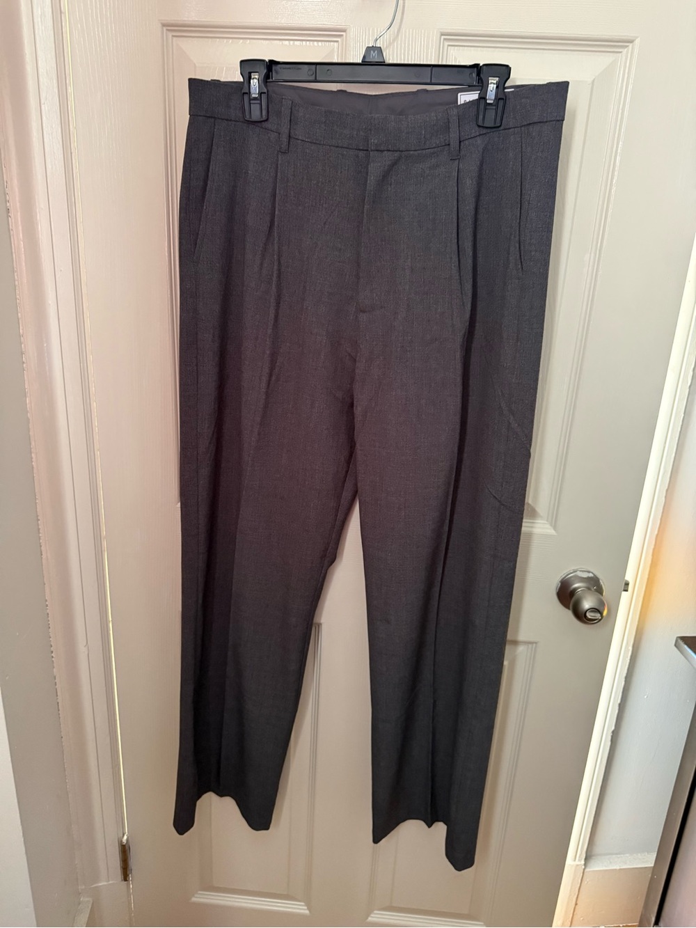 32x30 GAP Men's Gray Dress Pants - Classic Pleated Trousers ‘90s loose